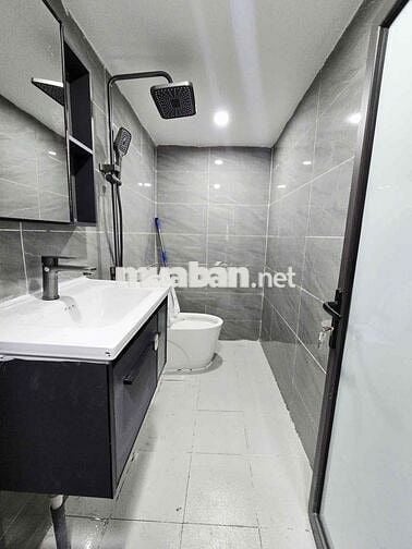 TẬP THỂ PHỐ CHÙA LÁNG - TẦNG 2 - 2 MẶT THOÁNG - 2 NGỦ 2WC - GIÁ CỰC TỐ