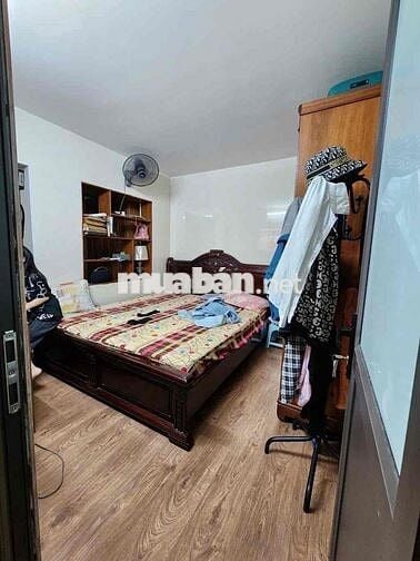 🌷🌷 TẬP THỂ TẦNG 1 - TRUNG TÂM ĐỐNG ĐA - Ở & CHO THUÊ - SIÊU THOÁNG 🌷🌷