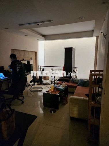 NHÀ NGUYÊN CĂN KHU D2, 4X20, 1TR 3L, THÍCH HỢP LÀM ĂN UỐNG, VP, CTY...