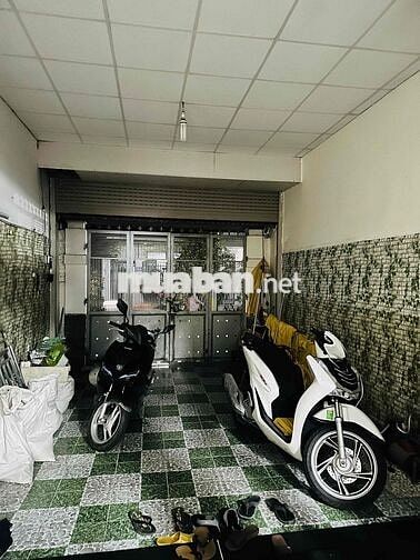 Nhà mặt tiền 100m2, 3 phòng ngủ, đường HT23, quận 12