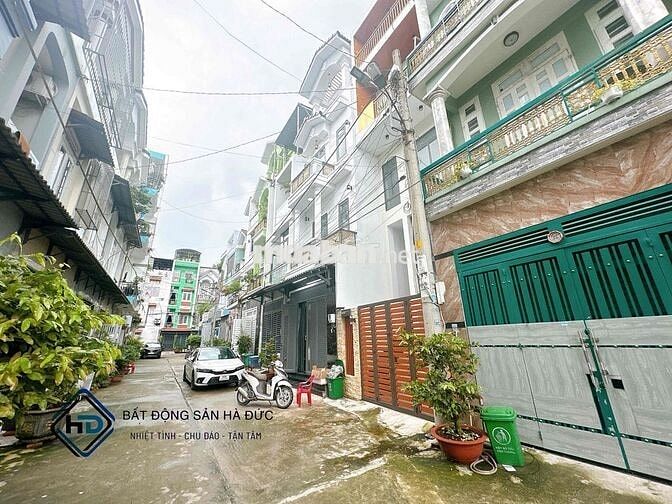 Nhà trệt 3 lầu hẻm 8m khu nhà lầu gần trường Nguyễn Trung Trực