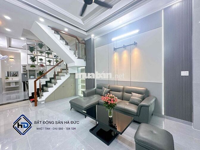 Nhà trệt 3 lầu hẻm 8m khu nhà lầu gần trường Nguyễn Trung Trực