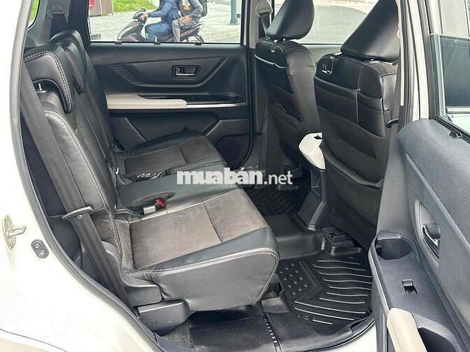 Toyota Veloz Cross 2022 CVT - 62000 km bao zin