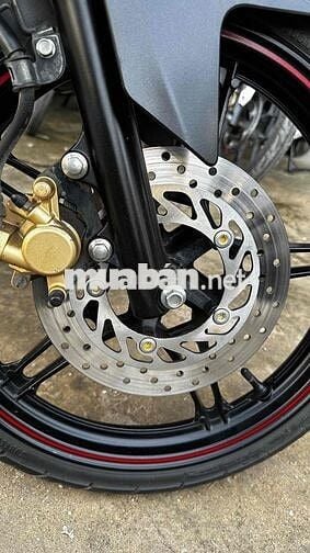 Yamaha Exciter 150 đen nhám 2017 ( hỗ trợ góp )