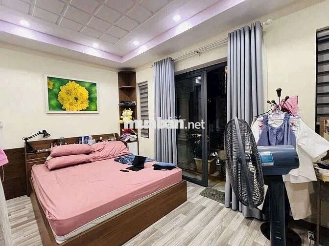 Cho thuê nhà ngõ, hẻm Huỳnh Tấn Phát - P. Phú Thuận