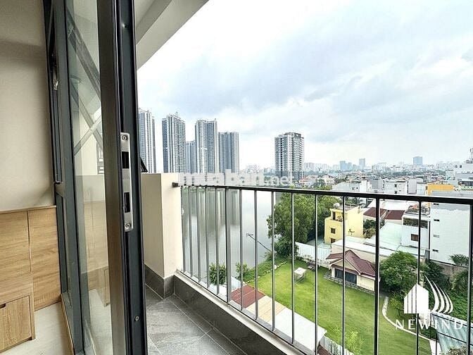 Hot nhất Q7 căn hộ dv cao cấp full nt view hồ chill gần quận trung tâm