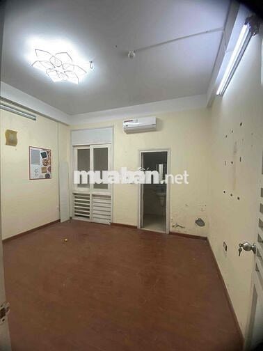 Cho thuê căn nhà ngõ 34 Nguyễn Thị Định, Dt 62M x 5 tầng đường rộng 8m