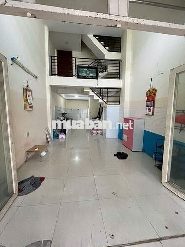 BÁN NHÀ HẺM 2266 HUỲNH TẤN PHÁT