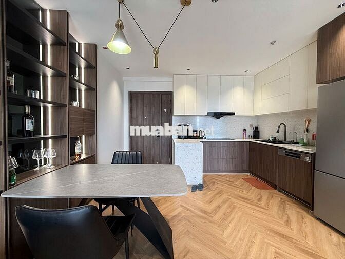 Q7 Boulevard 2PN2WC Full nội thất cao cấp - căn góc yên tĩnh