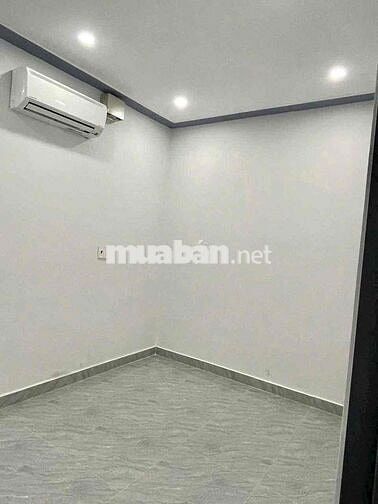 Cho thuê nhà mới gần Phở Huỳnh Trâm,/QL13,p.HBP hẻm xe tải giá 11tr TL