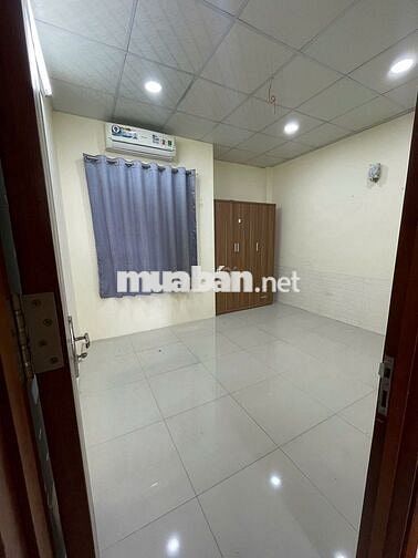 BÁN NHÀ HẺM 2266 HUỲNH TẤN PHÁT