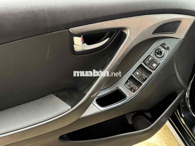 Hyundai Elantra 1.6 2014 nhập Hàn quá mới
