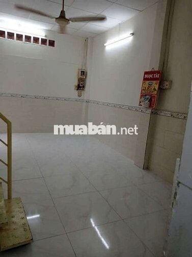 Cho thuê nhà nhỏ quận 3 Cách Mạng Tháng 8