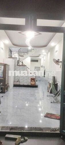 NHÀ MẶT TIỀN GIÁP HÀ ĐẶC MỚI ĐẸP