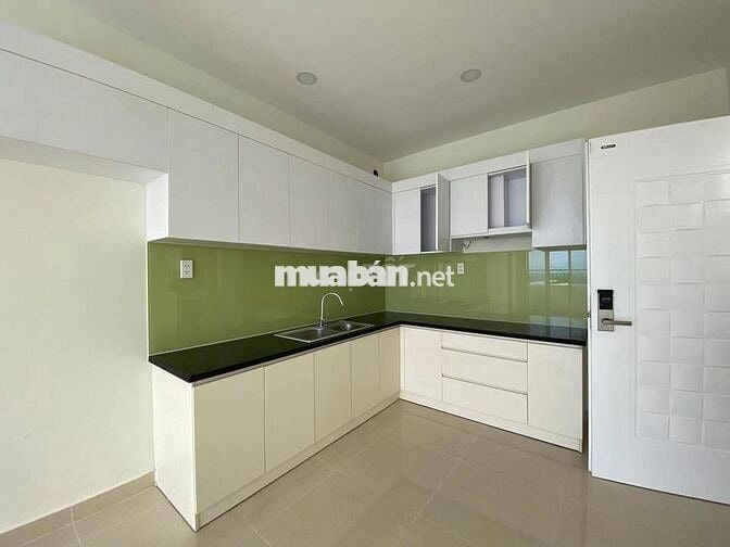 Bán gấp căn góc 79m2 3pn 2wc giá 2,7 tỷ (bao thuế phí)