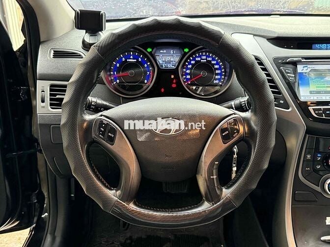 Hyundai Elantra 1.6 2014 nhập Hàn quá mới