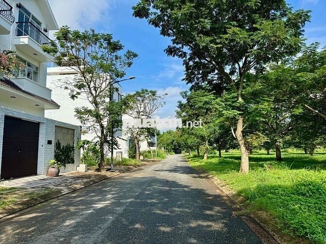 Bán đất biệt thự KDC Phong Phú 4 - 160m2 - 55,5 triệu/ m2