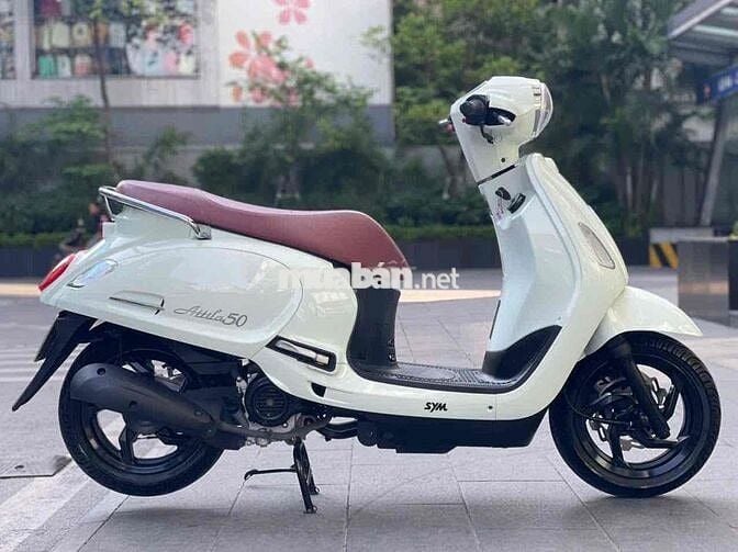Xe lướt Attila 50cc 2024 màu trắng đi 2300km