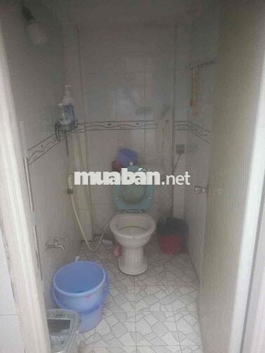 cho thuê dt 4x12 -dứơi -1p trên lửng -1p -2wc diện nước sạch hẽm 6m th