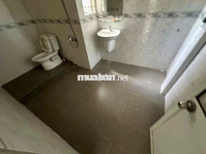 cho thuê nhà mới, đường Lê Đại Hành - DT: 4x13m, 4 pn, 3wc