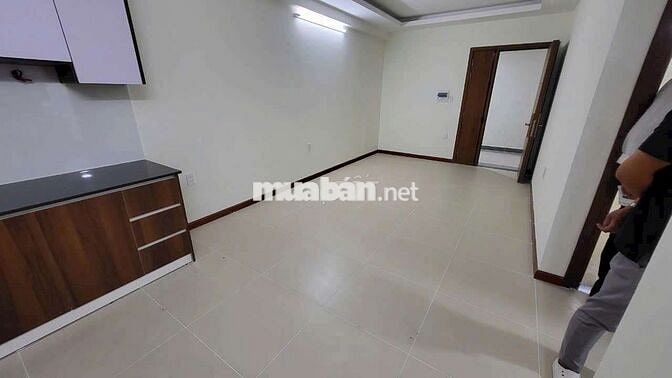 (7258) iris Tower: 2pn, 2WC,pk, bao sổ hồng: 1,695 tỷ