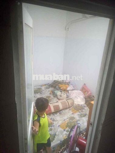 cho thuê dt 4x12 -dứơi -1p trên lửng -1p -2wc diện nước sạch hẽm 6m th