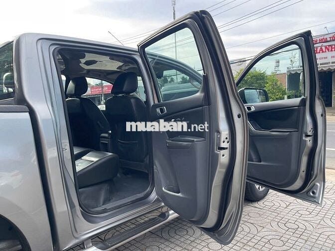 Mazda BT 50 2016 2.2L 4x2 AT - chất xe đẹp
