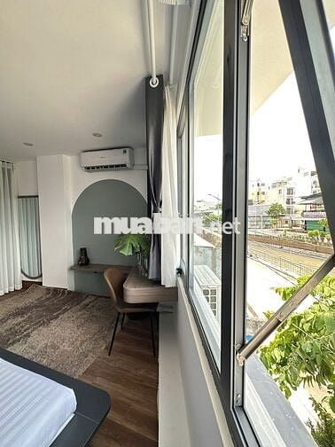 STUDIO 1PN 1PK 50M2 FULL NỘI THẤT VIEW ĐẸP NGAY DƯƠNG QUẢNG HÀM