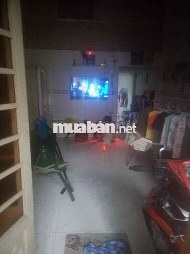 cho thuê dt 4x12 -dứơi -1p trên lửng -1p -2wc diện nước sạch hẽm 6m th