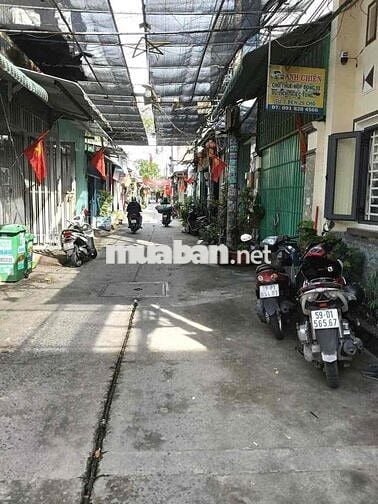 cho thuê dt 4x12 -dứơi -1p trên lửng -1p -2wc diện nước sạch hẽm 6m th