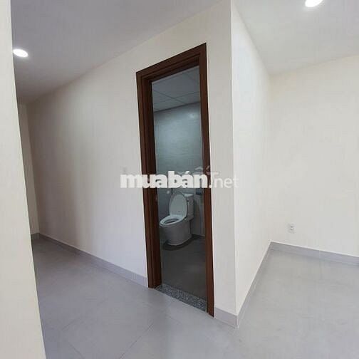 Bán căn hộ chung cư B2 Trường Sa : DT 66m2.2pn Giá 5 tỷ