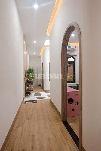 Căn nhà dễ thương - Ở thì thích, cho thuê thì lời, xe hơi vô tận cổng