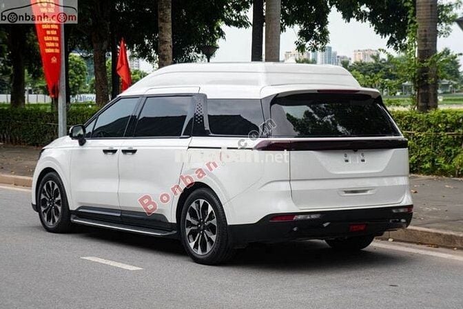Xe Kia Carnival Royal 2.2D 2022 - 1 Tỷ 720 Triệu