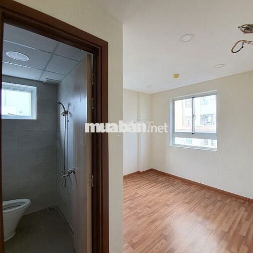 Bán căn hộ chung cư B2 Trường Sa : DT 66m2.2pn Giá 5 tỷ