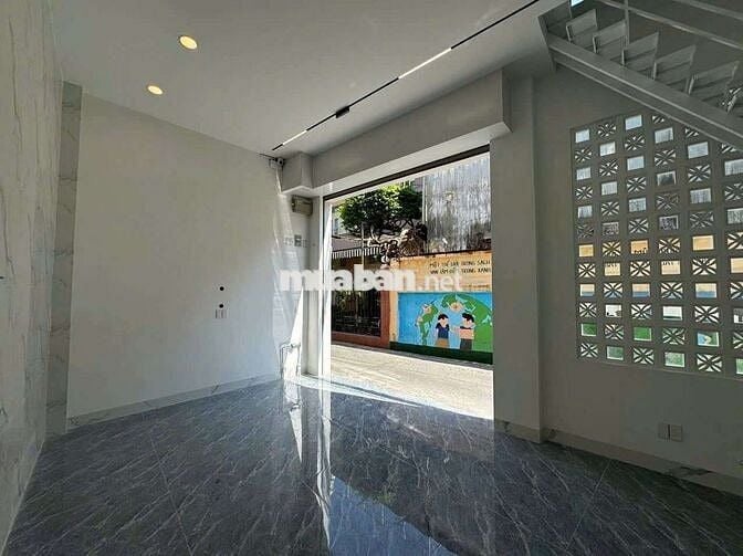 DT 7 X 5M HẺM 4M NGUYỄN VĂN LUÔNG