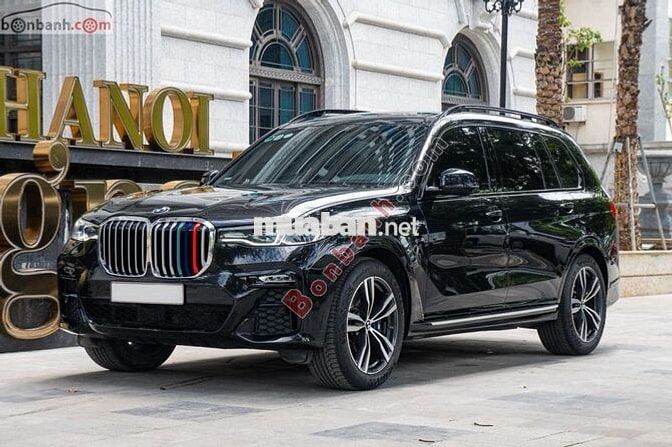 Xe BMW X7 xDrive40i M Sport 2022 - 3 Tỷ 999 Triệu