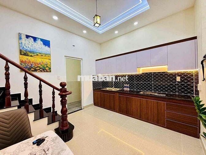 Cần thanh lí gấp căn nhà  1 / đường Phạm Thế Hiển 1🧄650