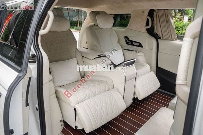 Xe Kia Carnival Royal 2.2D 2022 - 1 Tỷ 720 Triệu