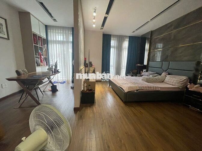 BÁN NHANH căn nhà BÌNH THỚI.Q11.Giá hạ còn 3TỶ 550. đang cho thuê 17tr