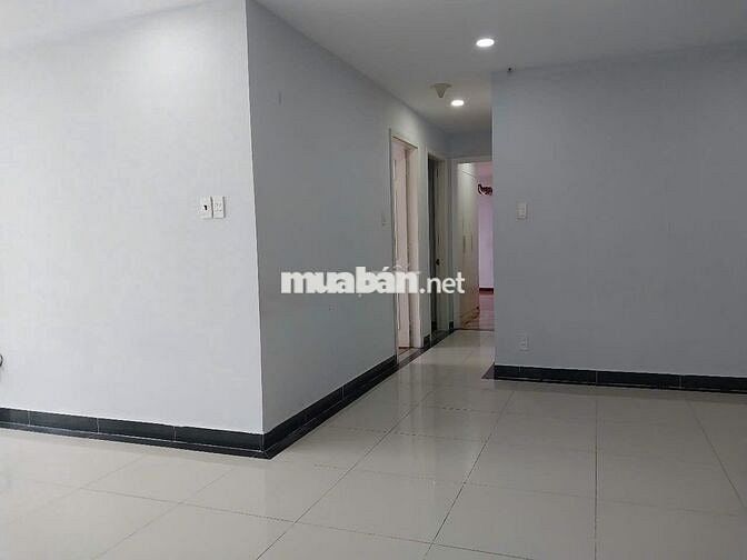 Cần bán căn hộ Giai Việt –P Chánh Hưng DT 150m2,3 pn,3 wc,Giá 6tỷ