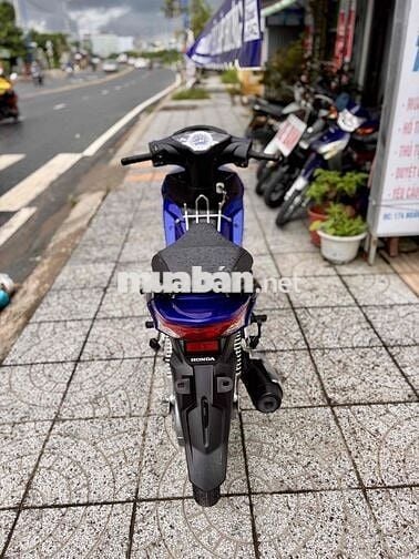 Future Led 2022 bản xanh đen,xe đẹp đi lướt 4000km