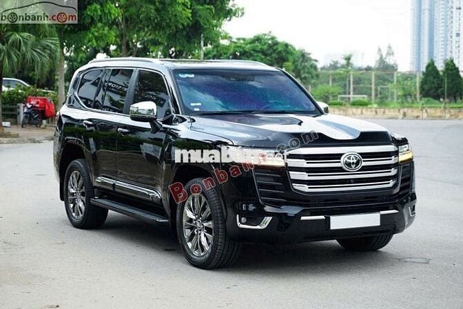 Xe Toyota Land Cruiser VXR 3.5 V6 2024