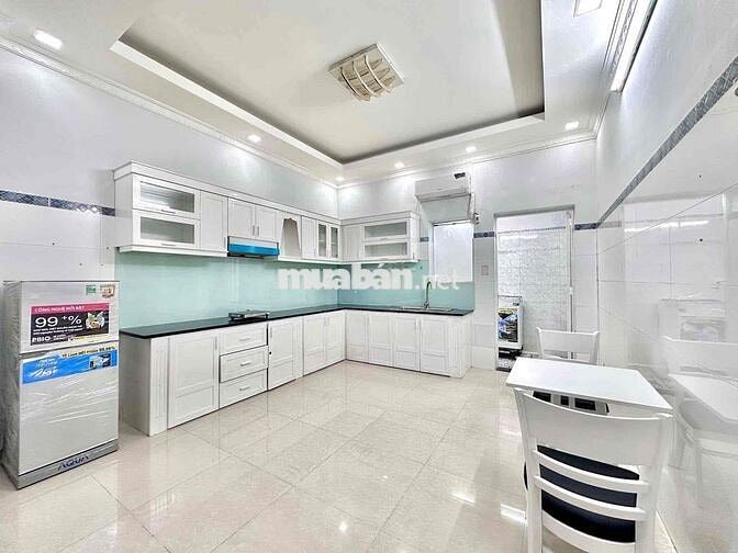 Chính Chủ Cho Thuê Phòng Trệt_Siêu Rộng_ĐẦY ĐỦ NT_TRẦN VĂN KIỂU QUẬN 6