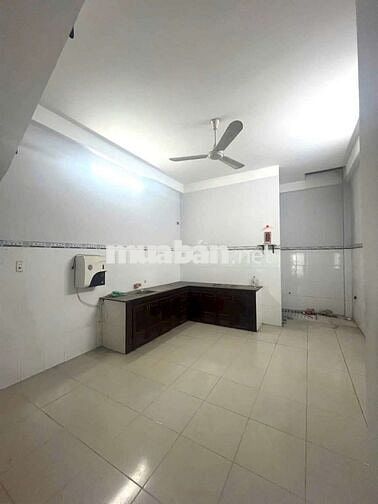 Cho thuê nguyên căn trống rộng rãi, 4pn 3wc, hxh, Đs 2 P16 Gò vấp