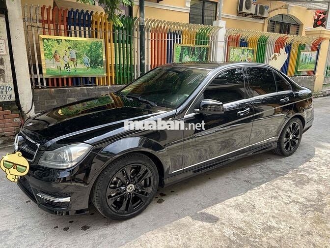 Mercedes Benz C Class 2011 C300 AMG