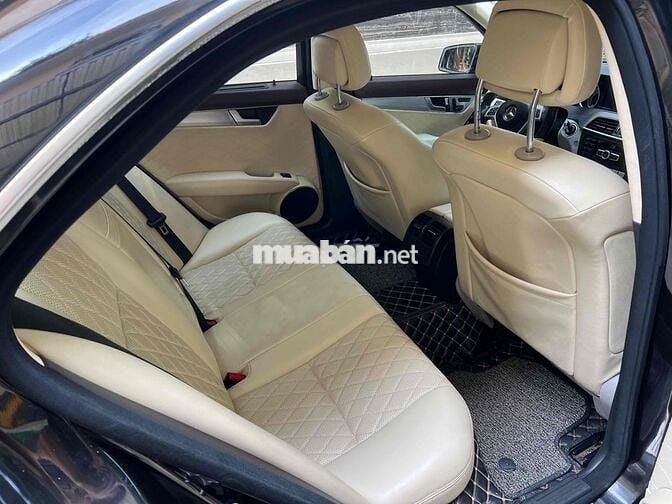 Mercedes Benz C Class 2011 C300 AMG