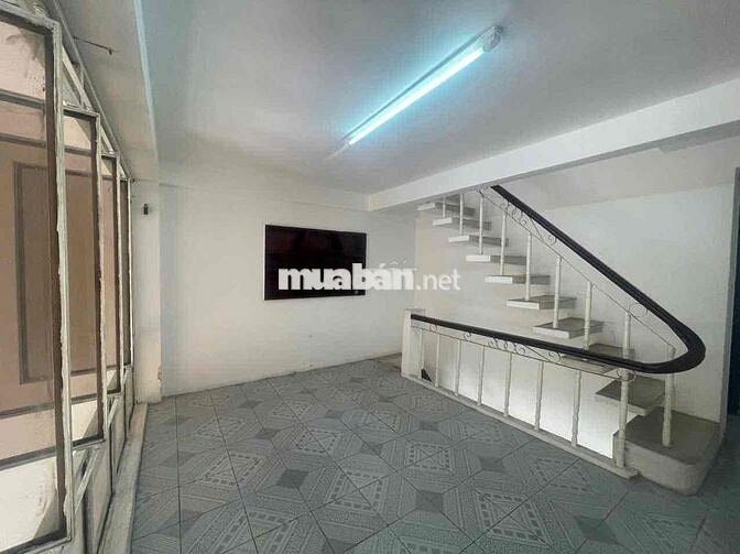 Chủ Gũi Bán Căn Nhà Mặt Tiền Lê Hồng Phong Phước Long Nha Trang