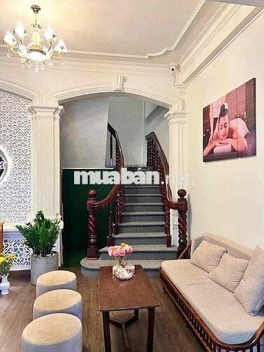 NHÀ BIỆT THỰ HẺM XE TĂNG GIÁ TỐT Ở Q10