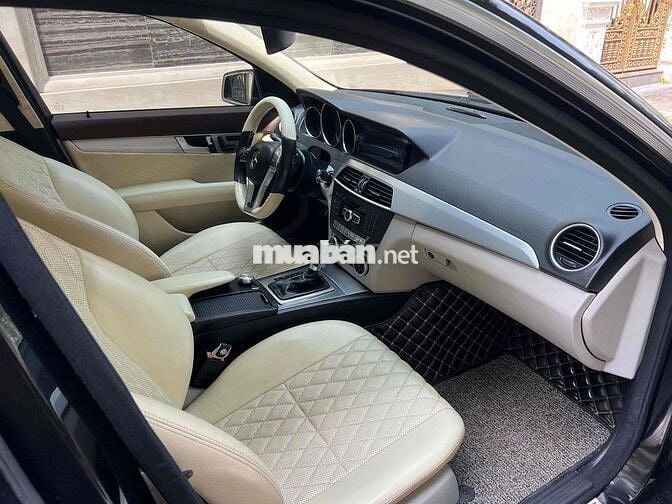 Mercedes Benz C Class 2011 C300 AMG