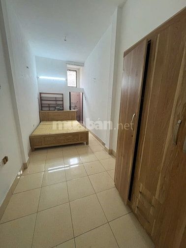 Nhà hiếm tại ngõ 15 Hàng Cót – gần Bốt Hàng Đậu, 9 triệu / tháng